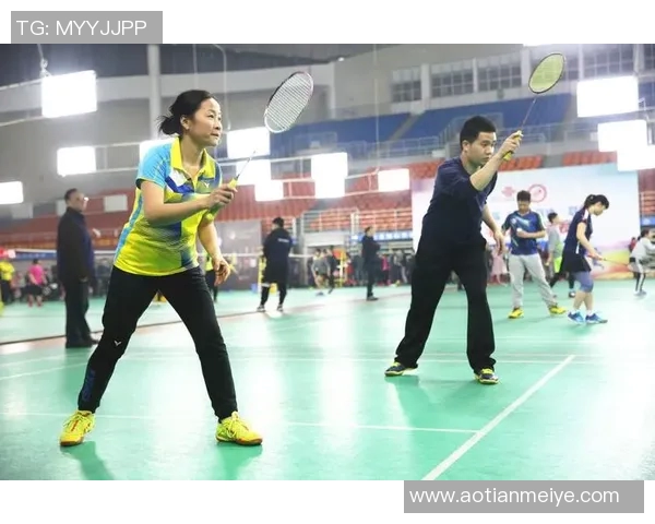 黄芳专访：从羽毛球新星到传奇教练的成长之路与心路历程